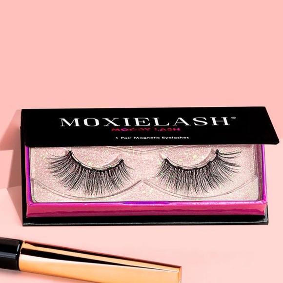 NWT Moxielash Moody Lashes (Magnetic) - Picture 1 of 6